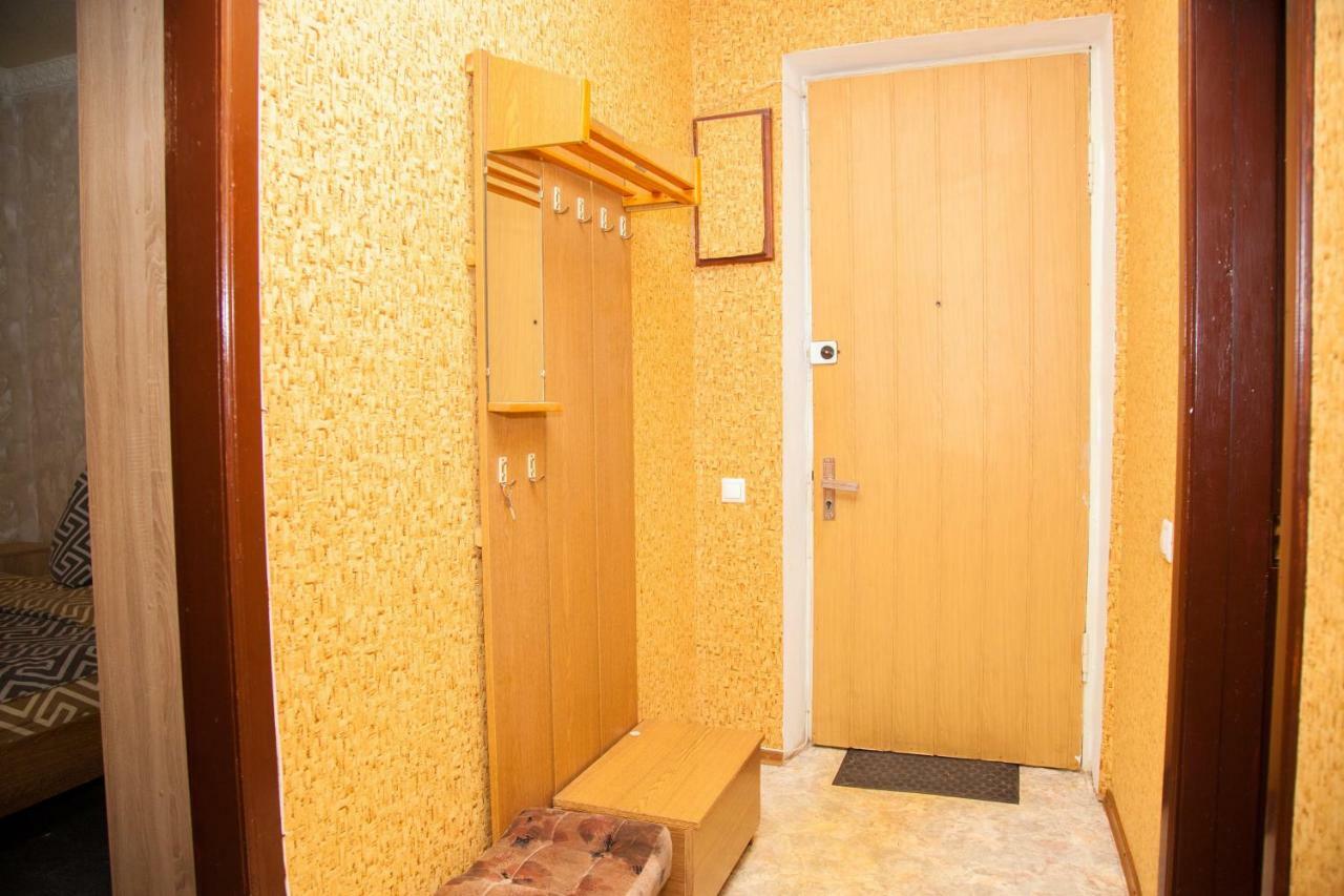 Semi-Luxury Apt On 82 Nezalezhnoi Ukrаiny Street Near Intourist Hotel Zaporizhia Exteriör bild